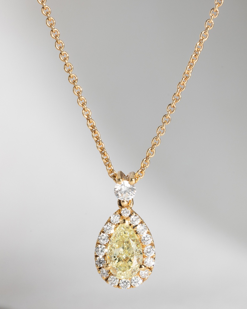 18K Rose Gold Necklace with Yellow Diamond Drop and Brilliants - Image 2